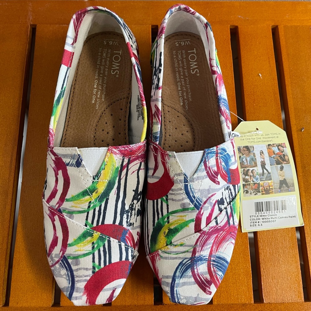 Toms